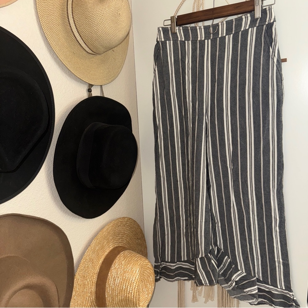 BP Striped grey and White Wide-Leg Pants